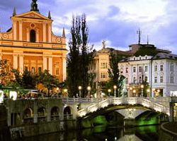 WHAT ARE THE GEOGRAPHICAL COORDINATES OF LJUBLJANA?